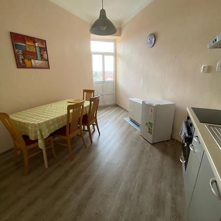 Apartmán na náměstí Soběslav Esterno foto