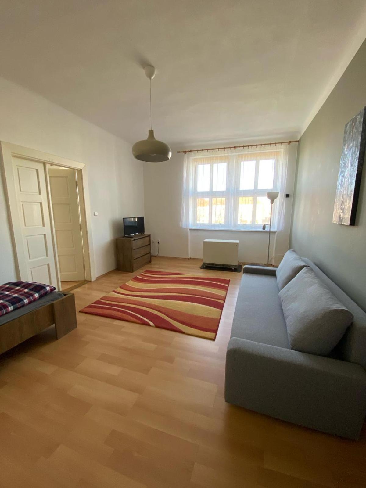 Apartmán na náměstí Soběslav Esterno foto