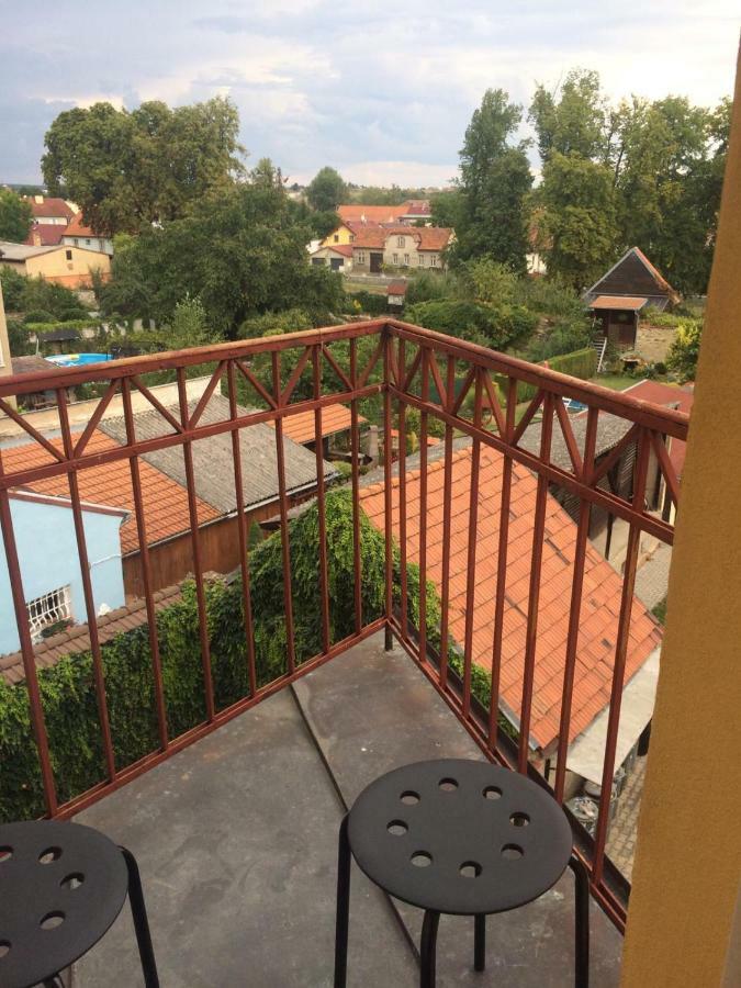 Apartmán na náměstí Soběslav Esterno foto
