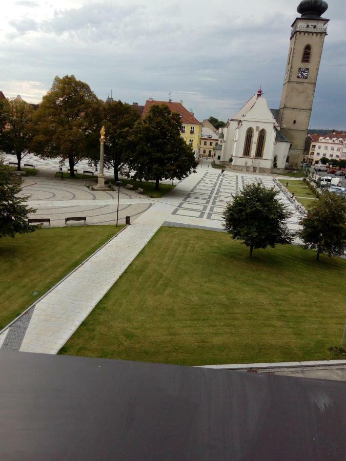 Apartmán na náměstí Soběslav Esterno foto